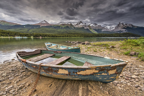 Maligne Ghosts