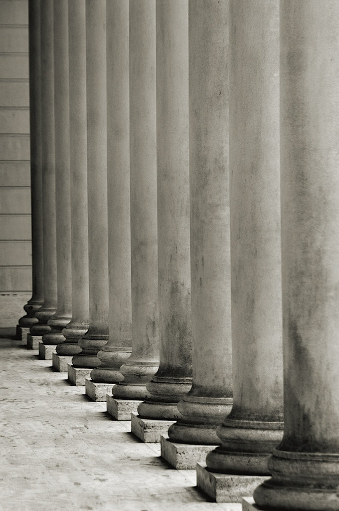 Vertical Columns | McGaw Graphics
