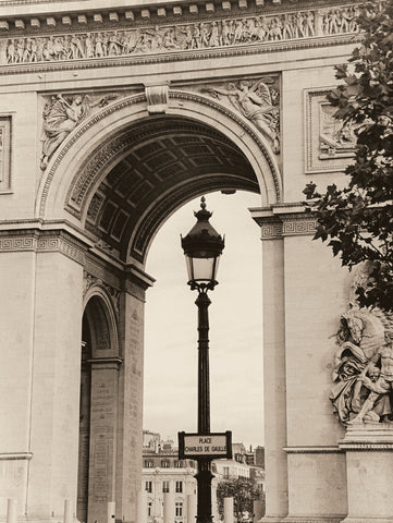 Lamp and Arc de Triomphe -  Christian Peacock - McGaw Graphics